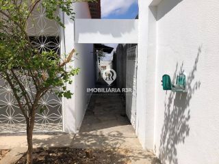 CASA - BAIRRO PORENQUANTO, ZONA NORTE