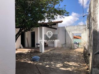 CASA - BAIRRO PORENQUANTO, ZONA NORTE