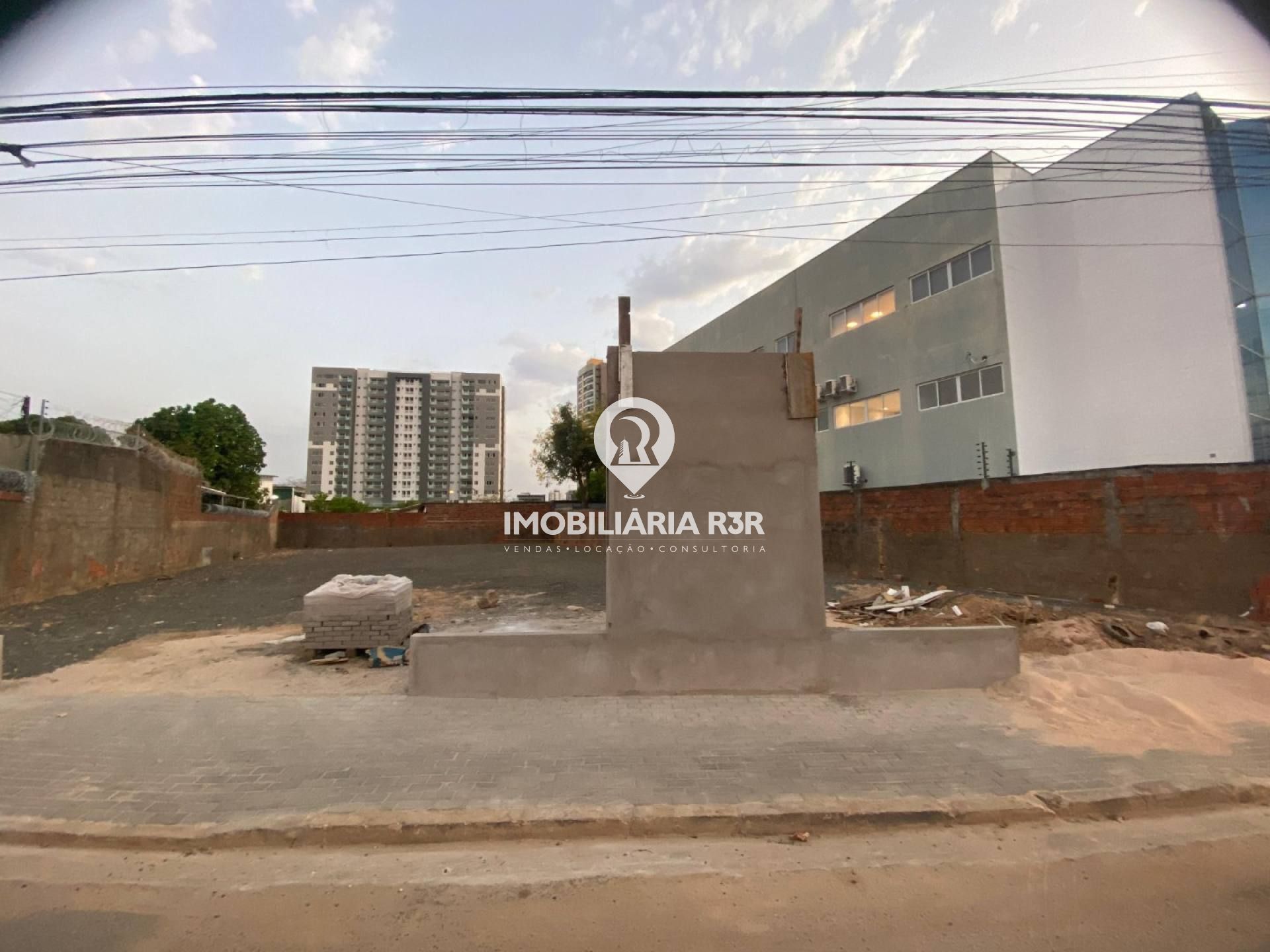 TERRENO COMERCIAL - BAIRRO FÁTIMA, ZONA LESTE