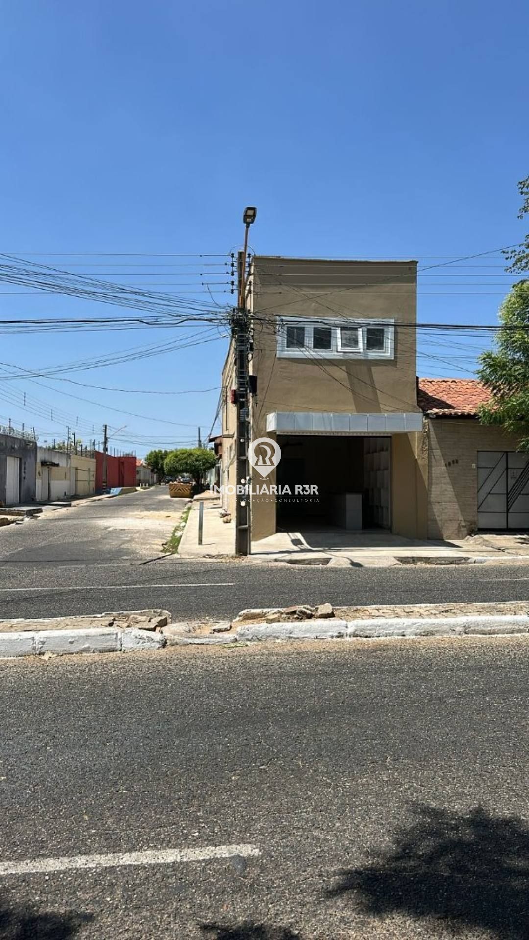 PONTO COMERCIAL DUPLEX – BAIRRO MAFUÁ, ZONA NORTE
