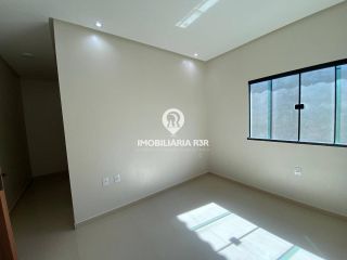 CASA - BAIRRO REIS VELOSO - PARNAÍBA (PI)