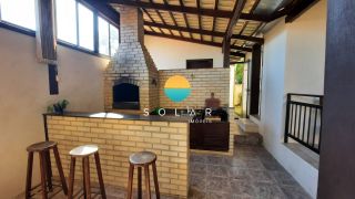 Casa com 3 dormitórios e vaga para 4 veículos, aprox. 200m da Praia Grande em Penha/SC. Ref. 296