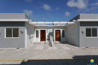 Maior segurança e tranquilidade em condomínio fechado com 12 casas em Balnéario de Piçarras! Ref. 317