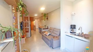 Apartamento mobiliado à venda com 02 dorm. muito bem localizado em Bal. de Piçarras/SC. Ref. 330