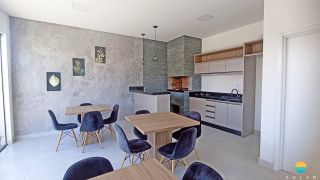 Apartamento mobiliado à venda com 02 dorm. muito bem localizado em Bal. de Piçarras/SC. Ref. 330