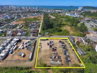 Terreno com 5.422m² à venda em Balneário de Piçarras. Ref. 333