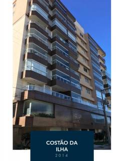 Apartamento com 03 dormitórios e 220m² privativos aprox. 30m da Praia do Gravatá de Navegantes/SC. Ref. 336