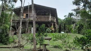 Sítio Encantador com Lagoa e 35 Mil m² de Terreno Produtivo em São João de Itaperiú/SC. Ref. 338