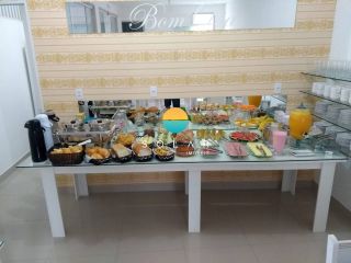 Excelente oportunidade para adquirir uma pousada em pleno funcionamento com 10 suítes, próxima do Beto Carrero World. Ref. 373