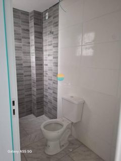 Apartamento Para Vender com 2 quartos sendo 1 suíte no bairro Centro em Penha - SC. Ref. 381