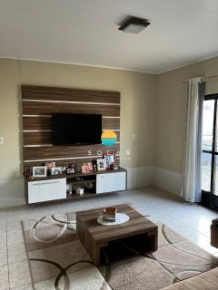 Casa Para Vender com 4 quartos sendo 1 suíte, no bairro Praia da Armação ao lado do Beto Carrero World em Penha - SC. Ref. 387