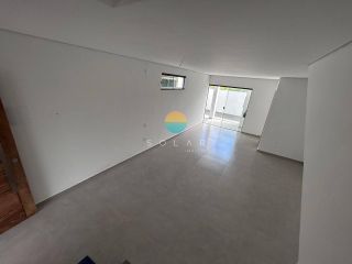 Imperdível sobrado de 136m² com 3 dormitórios no bairro Itacolomi em Balneário Piçarras. Ref. 391