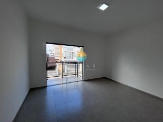 Imperdível sobrado de 136m² com 3 dormitórios no bairro Itacolomi em Balneário Piçarras. Ref. 391