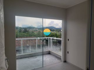 Sobrado para venda com 03 dormitórios sendo 01 suíte, a poucos metros da praia do Grant em Itajuba - Barra Velha. Ref. 392