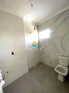 Sobrado para venda com 03 dormitórios sendo 01 suíte, a poucos metros da praia do Grant em Itajuba - Barra Velha. Ref. 392