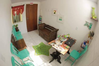 Pousada à venda na Baia de Armação do Itapocoroy. REF. 394