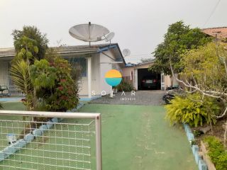 Casa à venda com 2 suítes em um terreno de 525m² em Balneário Piçarras. Ref. 400