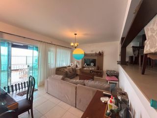 Casa à venda na Beira da Praia – Pé na areia com piscina e vista espetacular da praia de Armação - Penha/SC. Ref. 403