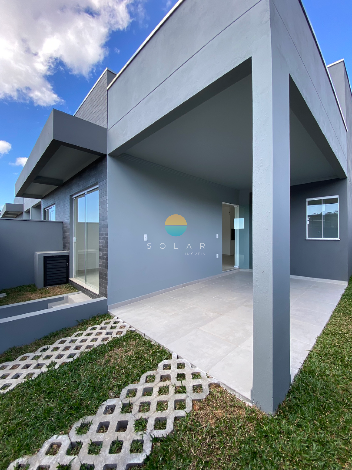 Casas geminadas à venda com 02 dormitórios, sendo 01 suíte no Bairro Nossa Senhora de Fátima, Penha - SC. Ref. 404