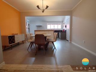 Casa de Alto Padrão Aprox. 250m da Praia de Armação do Itapocorói, Penha, SC. Ref. 412