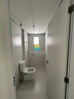 Apartamento à Venda no SUMMER HOME CLUB, Pé na Areia com vista para o MAR - Balneário Piçarras. Ref. 427