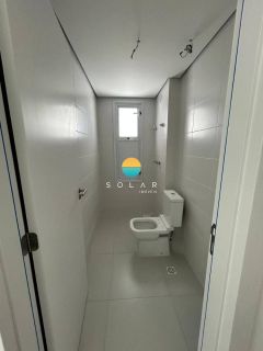 Apartamento à Venda no SUMMER HOME CLUB, Pé na Areia com vista para o MAR - Balneário Piçarras. Ref. 427