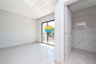 Sobrado novo com 200,50m² à venda, com 3 suítes e aprox. 200m da Praia da Armação Itaporocoy em Penha/SC. Ref. 454