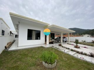 Terreno com 3 casas à venda - aprox. 800m da Praia Gravatá/Penha SC. Ref. 456