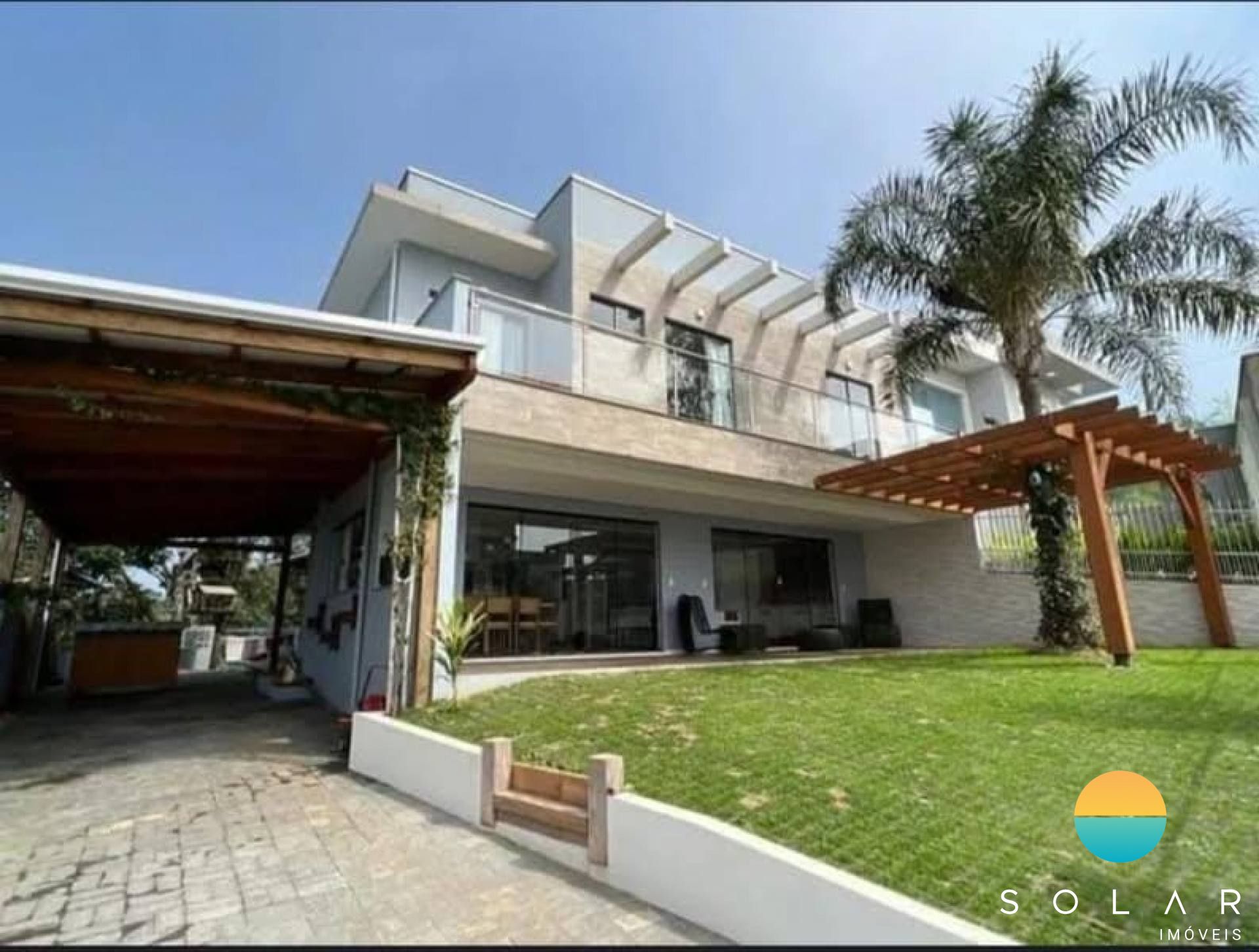 Casa Mobiliada Espetacular Com Vista para o MAR no Centro de Penha - SC. Ref. 462