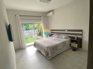 Casa Mobiliada a 200m da praia, com 4 suítes na Praia Grande em Penha /SC. Ref.476