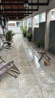 Casa à venda com 4 Dormitórios sendo 1 Suíte com 280m² na Armação em Penha / SC. Ref.493