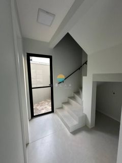 Sobrados à venda com 2 Dormitórios a 70m da Praia da Armação, Penha/SC. Ref.495