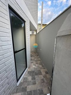 Sobrados à venda com 2 Dormitórios a 70m da Praia da Armação, Penha/SC. Ref.495