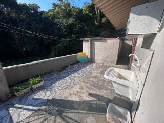 Casa principal mais duas casas! Oportunidade de renda extra! na Armação em Penha /SC. Ref.504