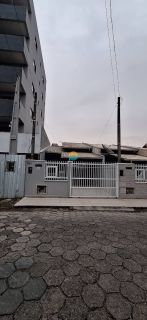 Geminado de 76m² semi mobiliado com 2 Dormitórios no bairro Gravatá em Navegantes / SC. Ref.516