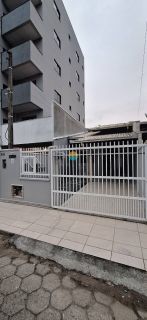 Geminado de 76m² semi mobiliado com 2 Dormitórios no bairro Gravatá em Navegantes / SC. Ref.516