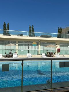 Apartamento mobiliado vista mar à venda, 3 dormitórios sendo 1 suíte aprox. 60m da Praia de Armação, Penha/SC. Ref.