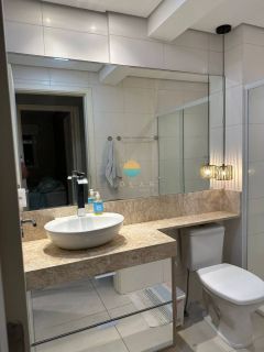 Apartamento mobiliado vista mar à venda, 3 dormitórios sendo 1 suíte aprox. 60m da Praia de Armação, Penha/SC. Ref.