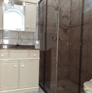 Sobrado com 03 Dormitórios aprox. 350m da Praia em Penha - SC. Ref. 108