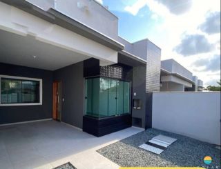 Geminado mobiliado com 2 dormitórios, aprox. 800m da Praia em Bal. Piçarras/SC. Ref. 120