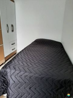 Geminado mobiliado com 2 dormitórios, aprox. 800m da Praia em Bal. Piçarras/SC. Ref. 120