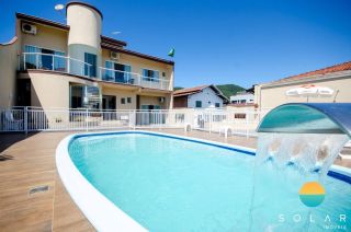 Pousada em frente ao Parque Beto Carrero World, com 14 suítes em plena operação na Praia de Armação em Penha/SC. Ref. 139