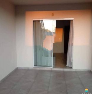 Prédio com 4 apartamentos de 2 dormitórios, aprox. 300m da Praia no Centro de Penha/SC. Ref. 148