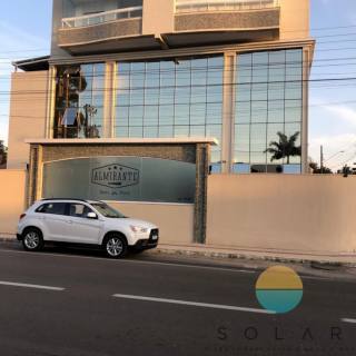 Lindo apartamento frente mar em Armação, com 02 dormitórios e 02 vagas de garagem. Ref. 157