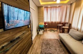 Apartamento de 170m² com 04 dormitórios, sendo 01 suíte aprox. 700m da praia no Centro de Penha-SC. Ref. 176