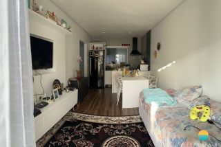 Lindo sobrado com 03 dormitórios aprox. 600m da praia e 350m do Parque Beto Carrero em Penha/SC. Ref. 196