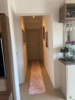 Apartamento à venda com 3 quartos sendo 1 suíte, aprox. 170m da Praia do Quilombo. Ref. 205