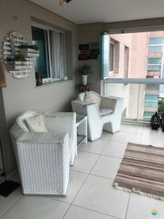 Apartamento finamente mobiliado no Velutti Home Club, com 3 dormitórios aprox. 60m da praia. Ref. 207