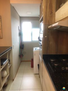 Apartamento finamente mobiliado no Velutti Home Club, com 3 dormitórios aprox. 60m da praia. Ref. 207