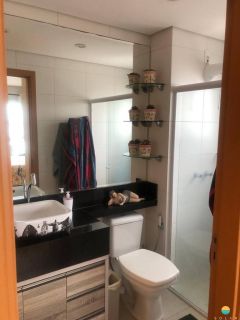 Apartamento finamente mobiliado no Velutti Home Club, com 3 dormitórios aprox. 60m da praia. Ref. 207